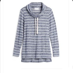 Stitch Fix OLIVE & OAK Lidy Cowl Neck Tee Small